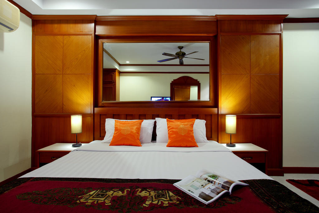 The Yim Siam Hotel Patong Ngoại thất bức ảnh