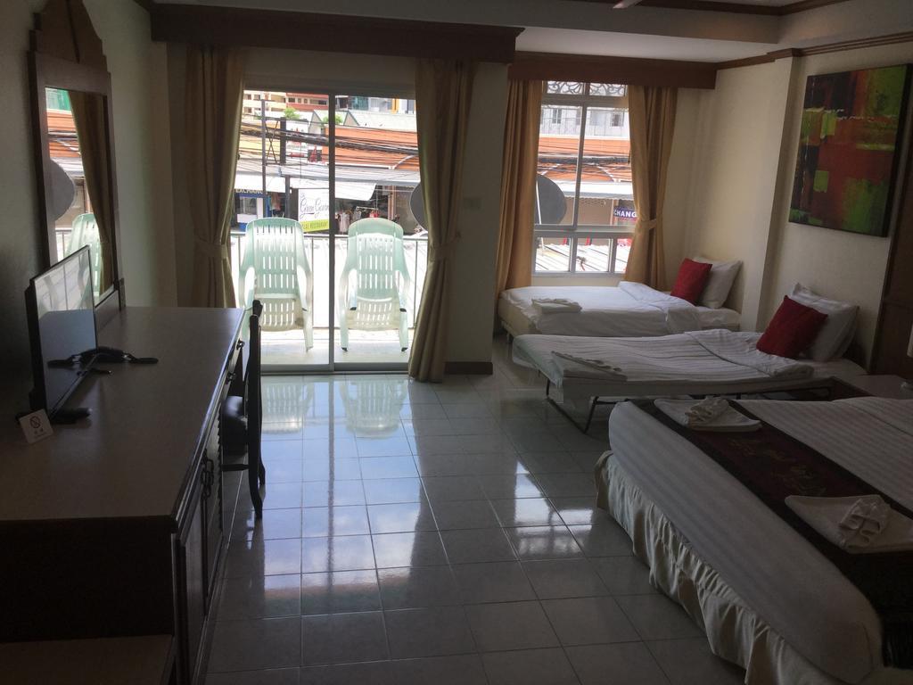 The Yim Siam Hotel Patong Ngoại thất bức ảnh