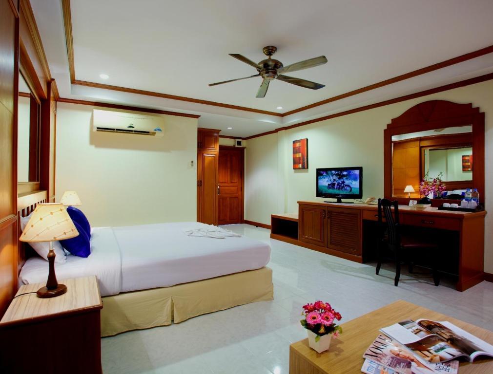 The Yim Siam Hotel Patong Phòng bức ảnh