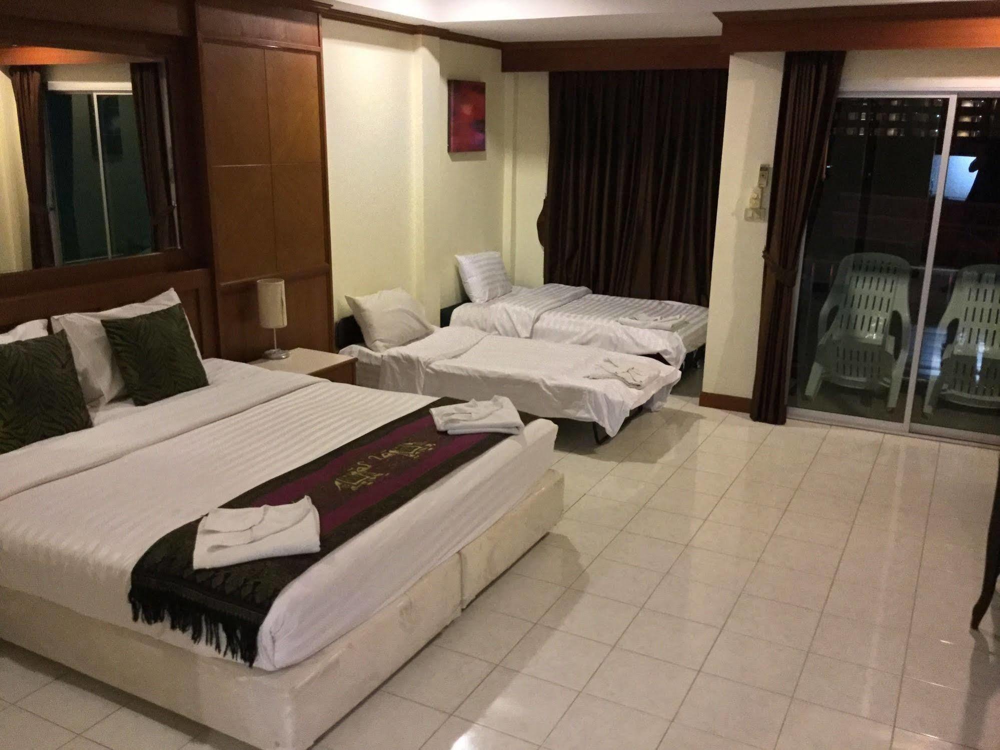 The Yim Siam Hotel Patong Ngoại thất bức ảnh